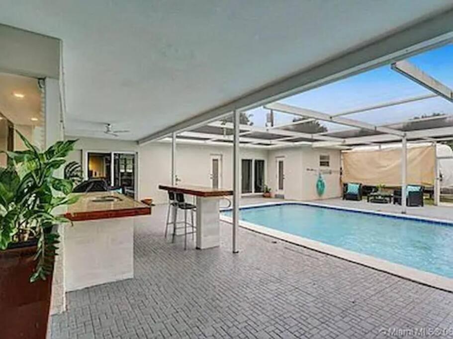 Pool Vacation Villa Hollywood Exterior foto
