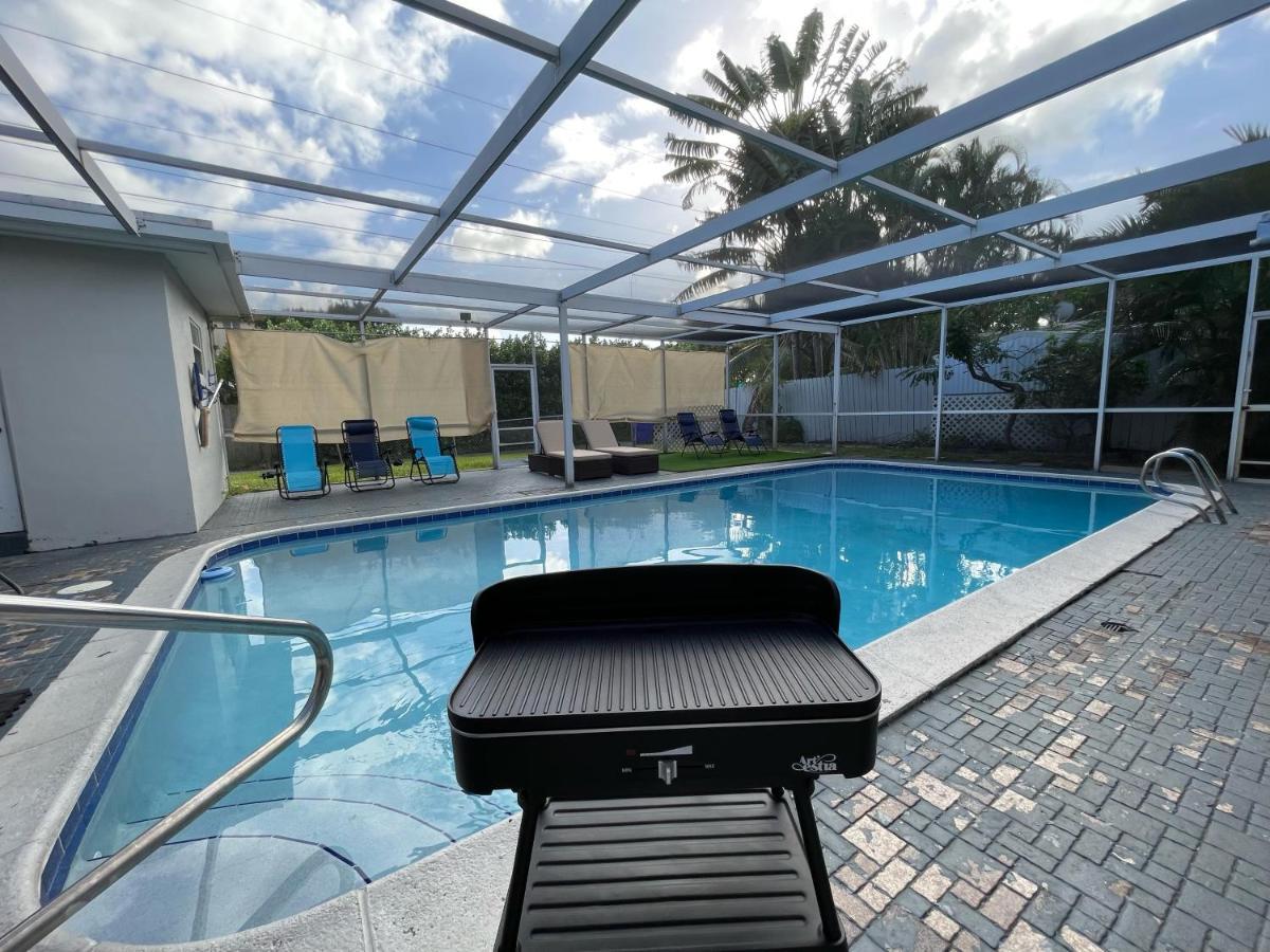 Pool Vacation Villa Hollywood Exterior foto